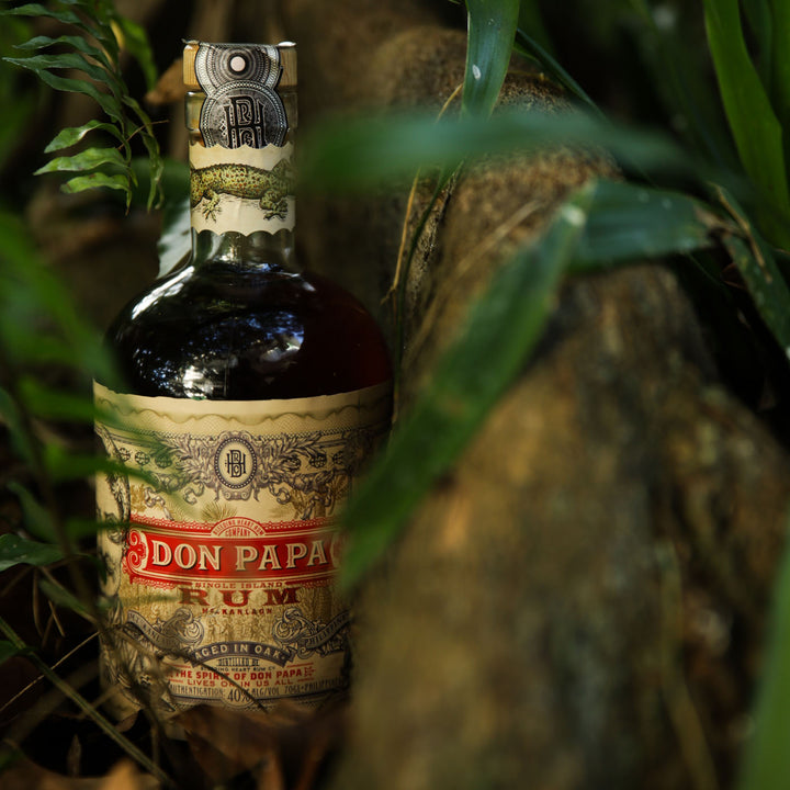 Don Papa Single Island Rum 7 Jahre 40% Vol. 0,7l in Geschenkbox/Tube/Canister