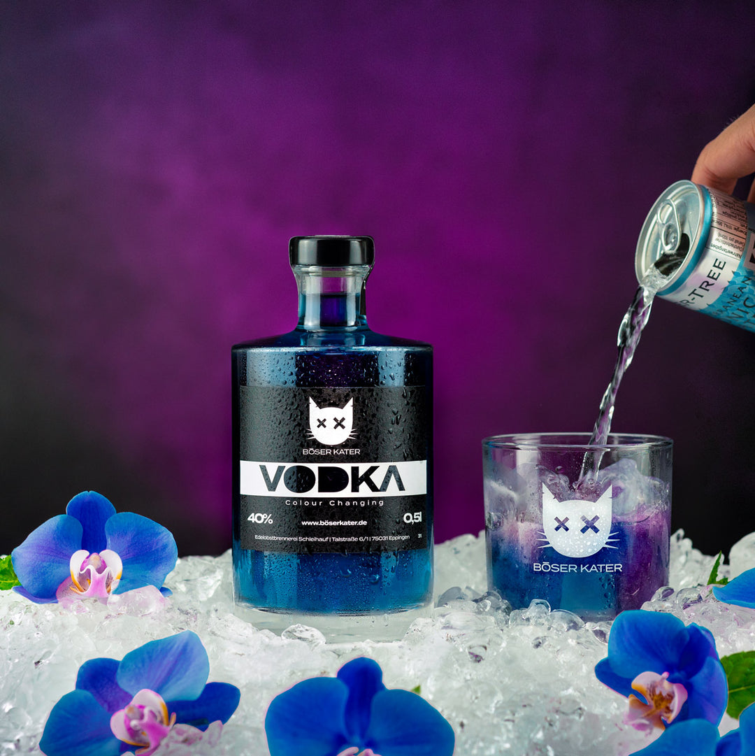 BÖSER KATER Colour Changing Vodka (0,5 L) 40% Vol.