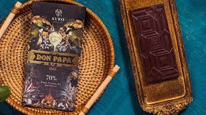 Auro x Don Papa Zartbitterschokolade mit 70 % Rum angereichert